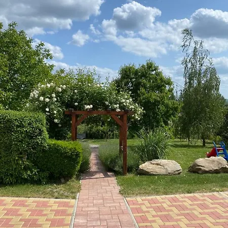 Labska Vyhlidka 招待所 3*